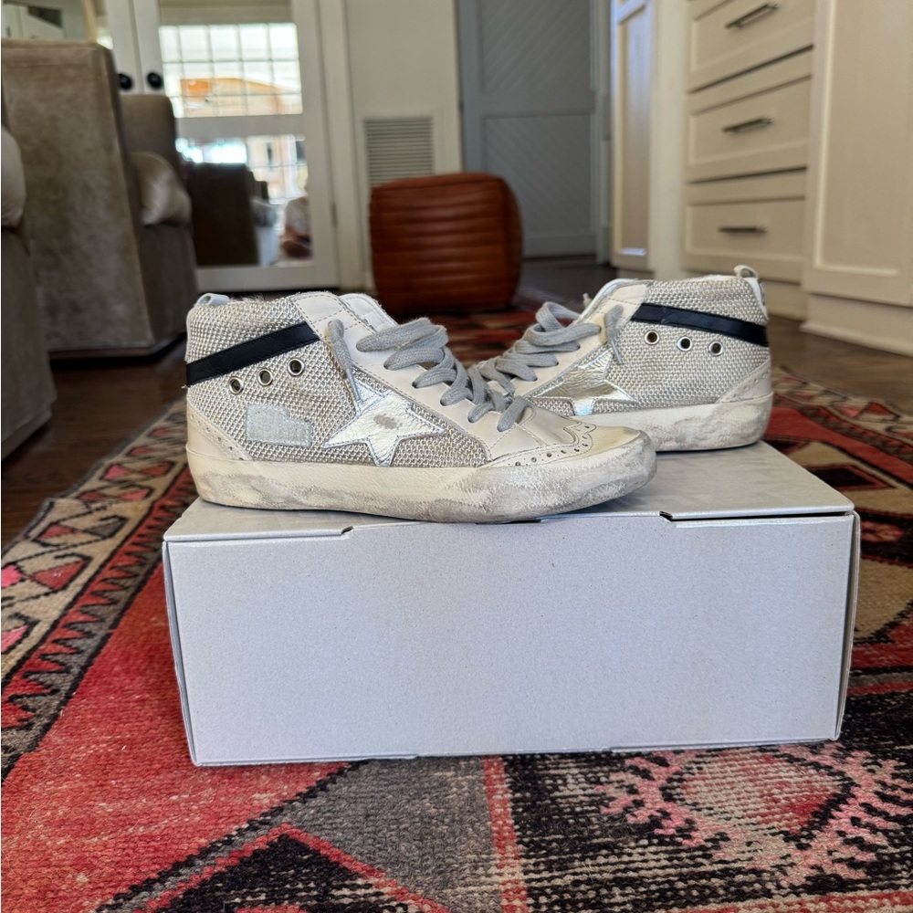 Golden Goose Mid-star Sneakers
